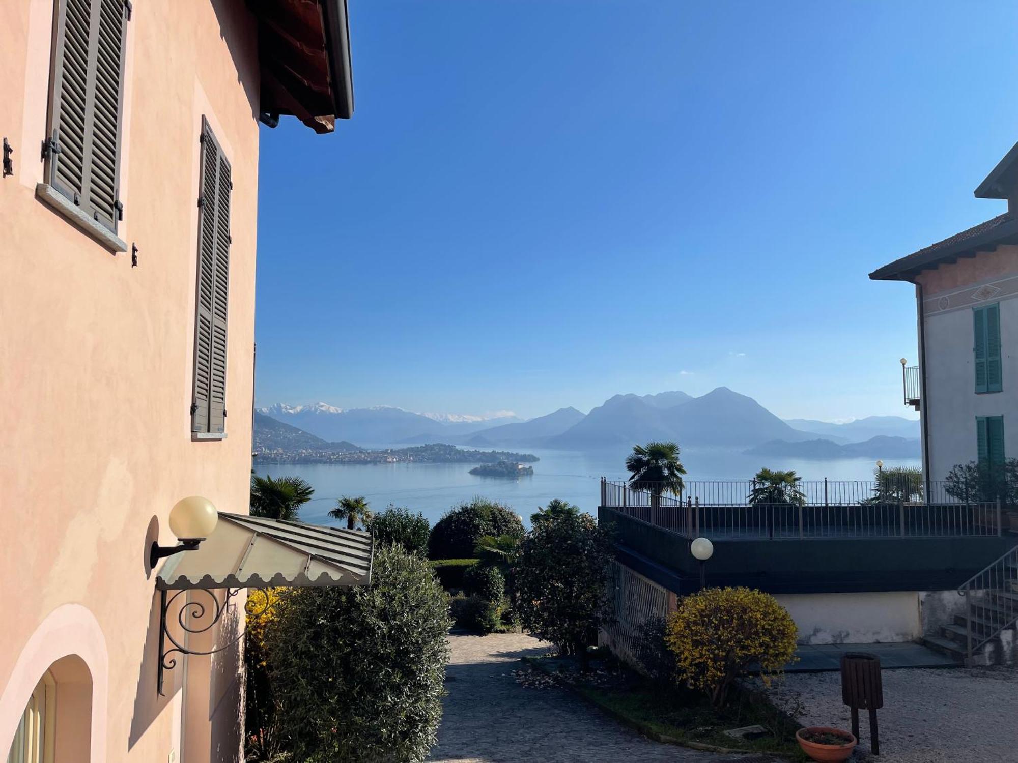 Rossana Apartment Lago Maggiore Baveno Esterno foto