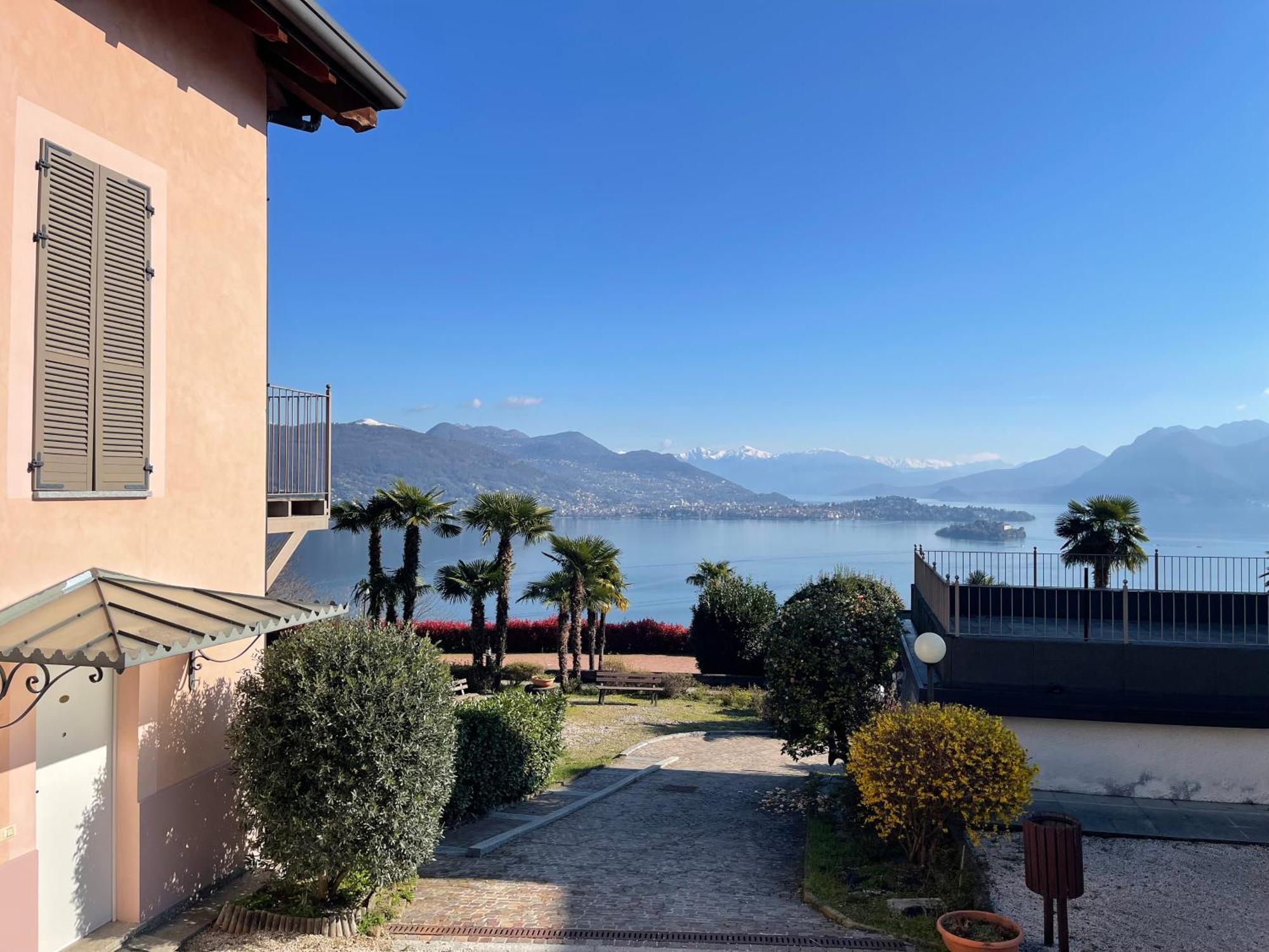 Rossana Apartment Lago Maggiore Baveno Esterno foto